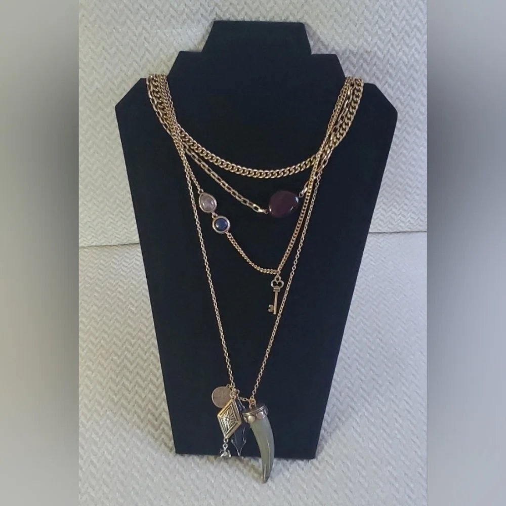 Free People Zella Layered Necklace/Gold - Picture 5 of 11